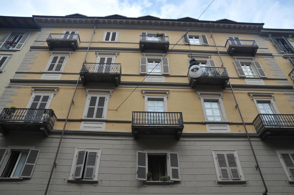 Vitaminam Turin Bagian luar foto